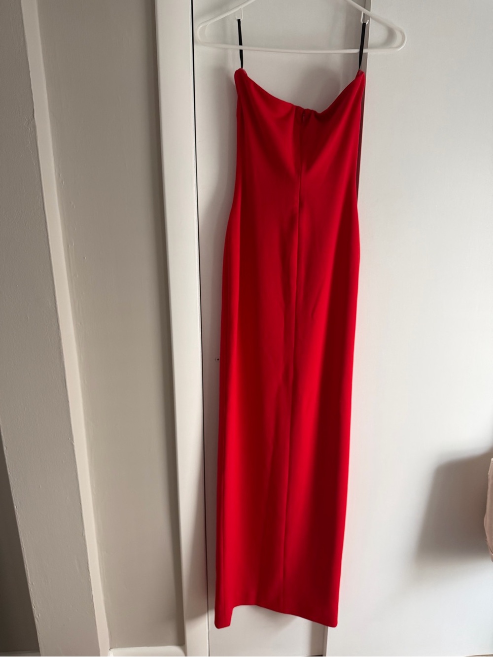 NWT Solace London Bysha Maxi Dress Ruby Red Strapless Size 4 - Picture 4 of 7